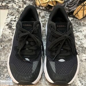 Women’s sorel shoes